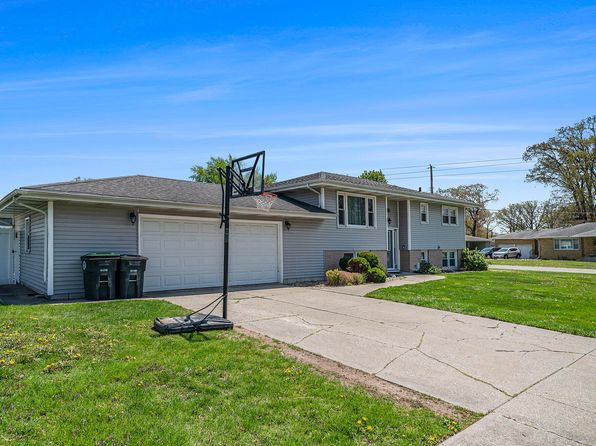 307 S Virginia St, Hobart, IN 46342