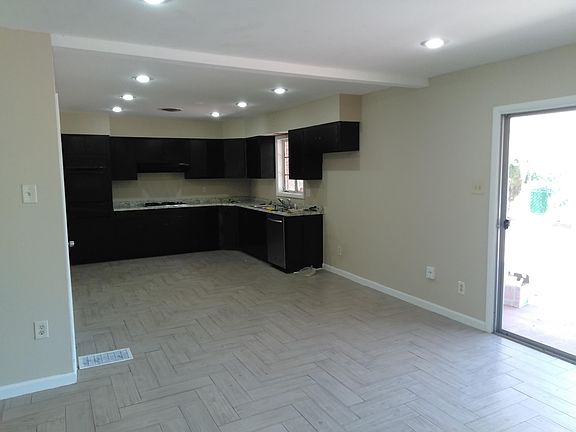 4th image of 6232 Twilight Ln