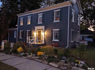 224 N Main St, Mason City, IL 62664