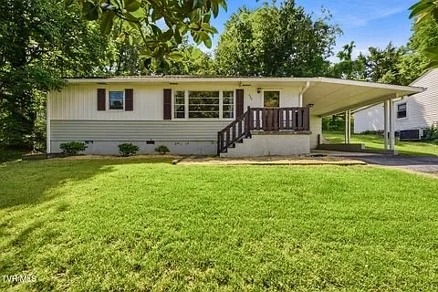 3 bed, 1508 sqft, $1,700 — Photo 1