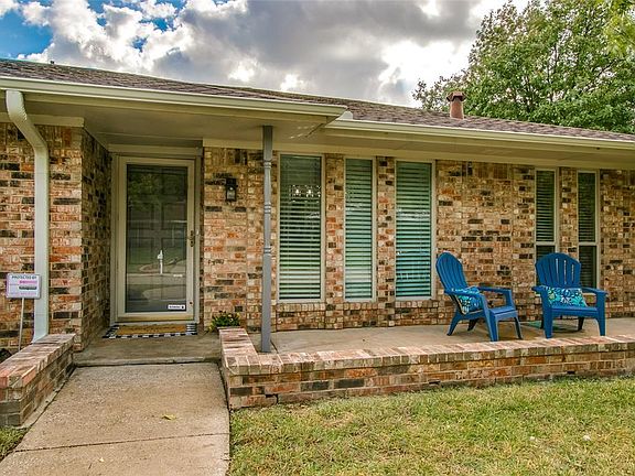 4th image of 1326 Glenhill Ln