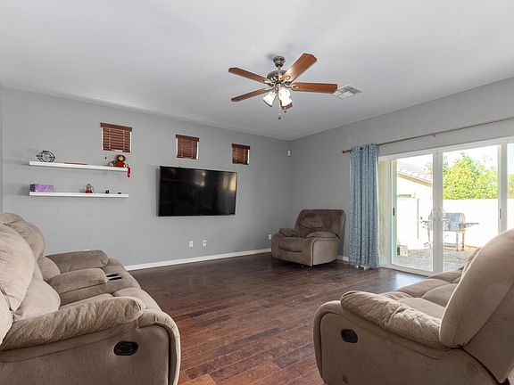 5th image of 515 W Melody Dr