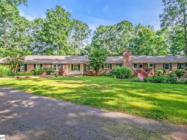 1733 Tigerville Rd, Travelers Rest, SC 29690