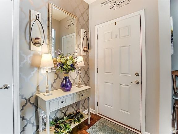 5th image of 9770 Brooks Bend Ct