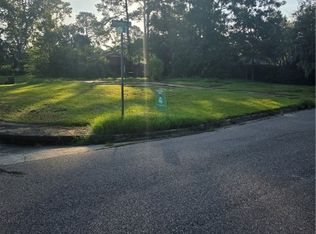 1610 Rosemary Street, Savannah, GA 31415