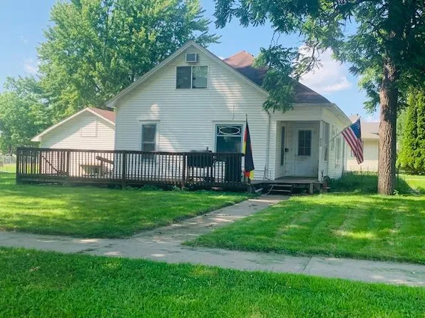 929 2nd St, Brookings, SD 57006