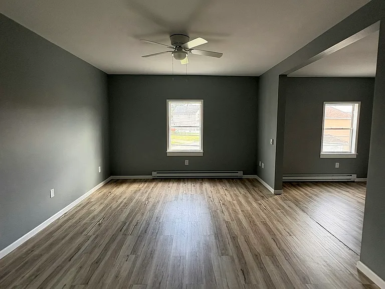 615 George St — Photo 24