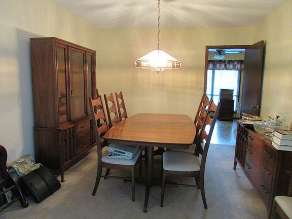 4th image of 3513 Stratfield Dr