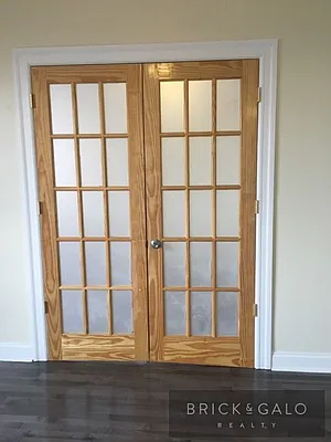 Rented by BRICK & GALO REALTY CORP | media 13