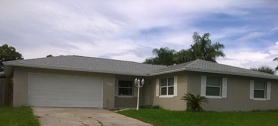 1st image of 728 Laurel Way