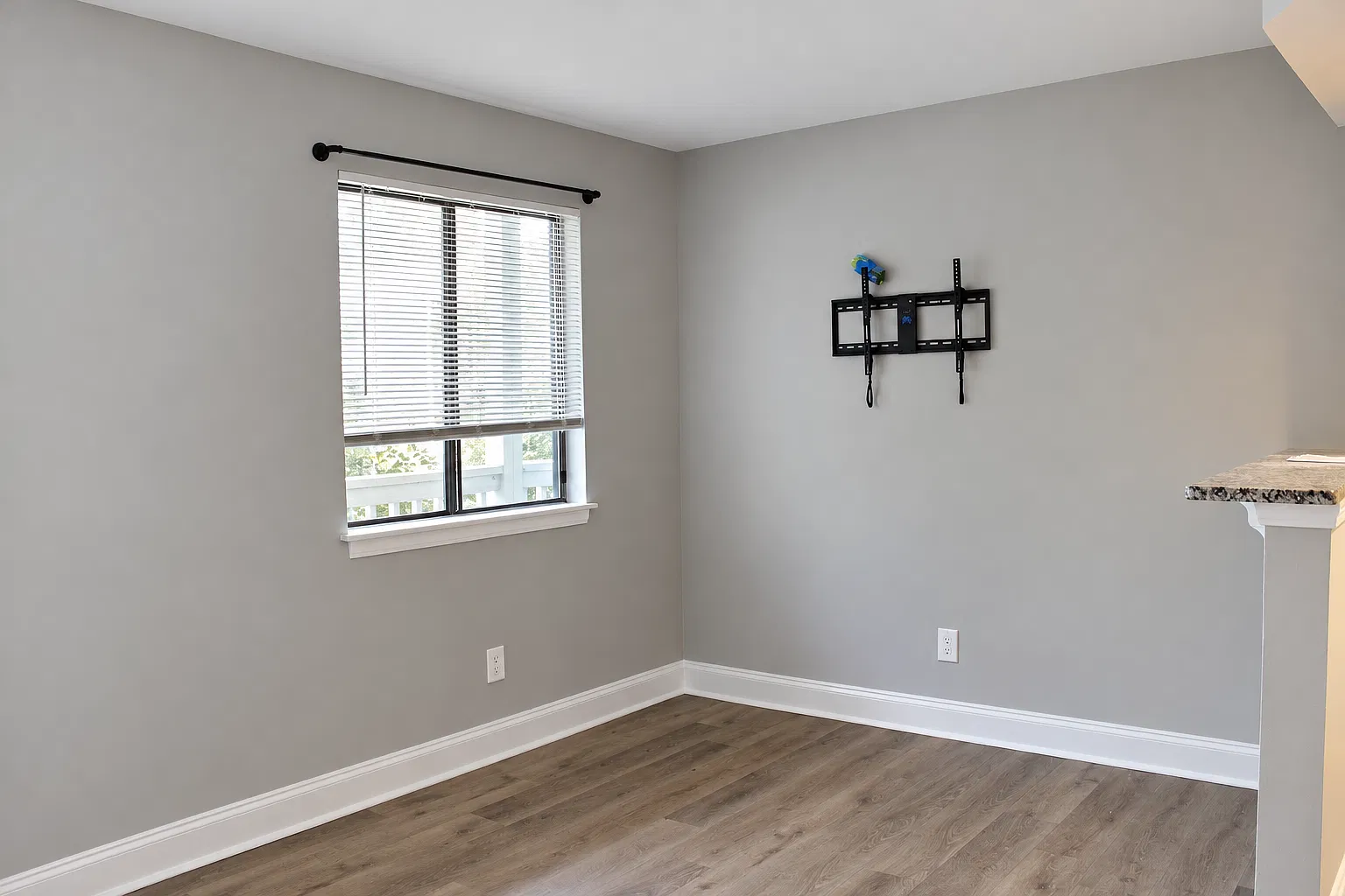 4750 Seahawk Court A-10 — Photo 3