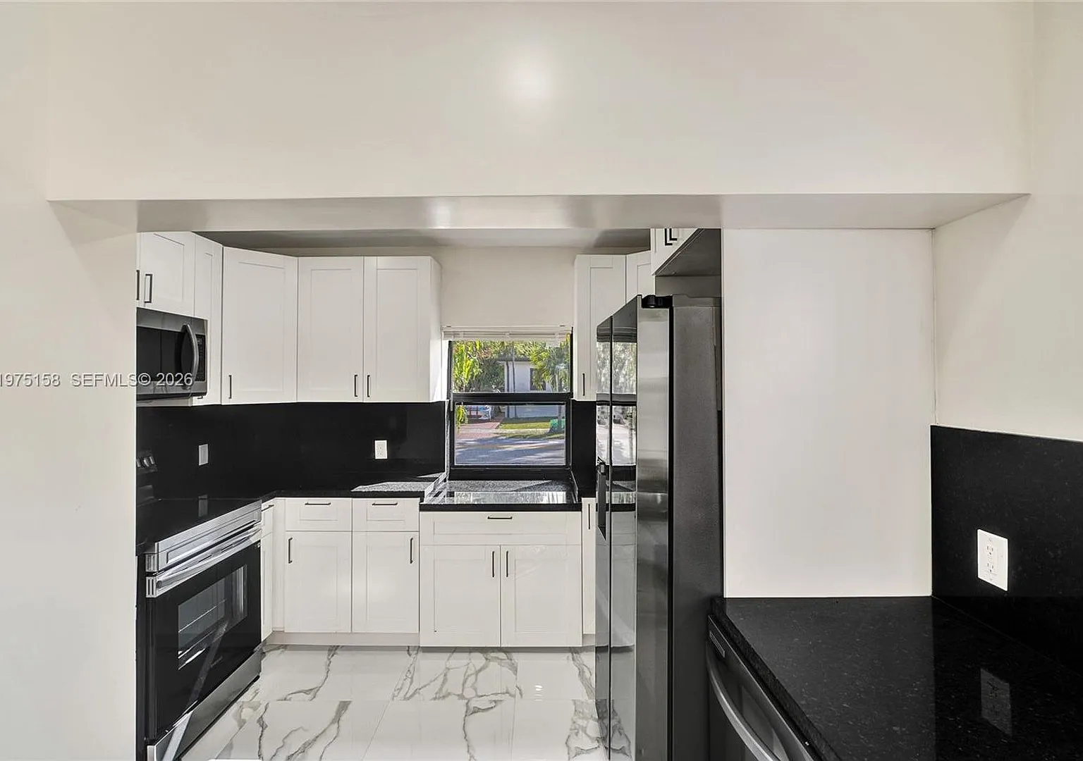 237 NE 110th Terrace 237, Miami, FL 33161 — Photo 1