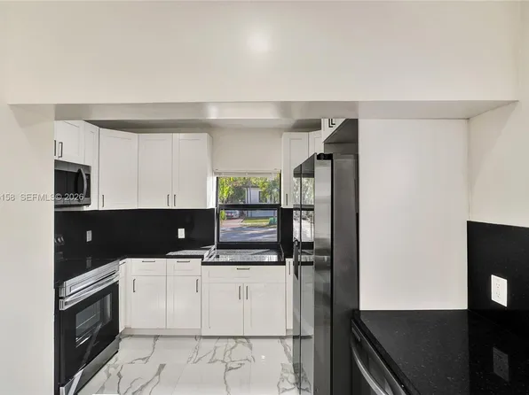 237 NE 110th Ter #237, Miami, FL 33161