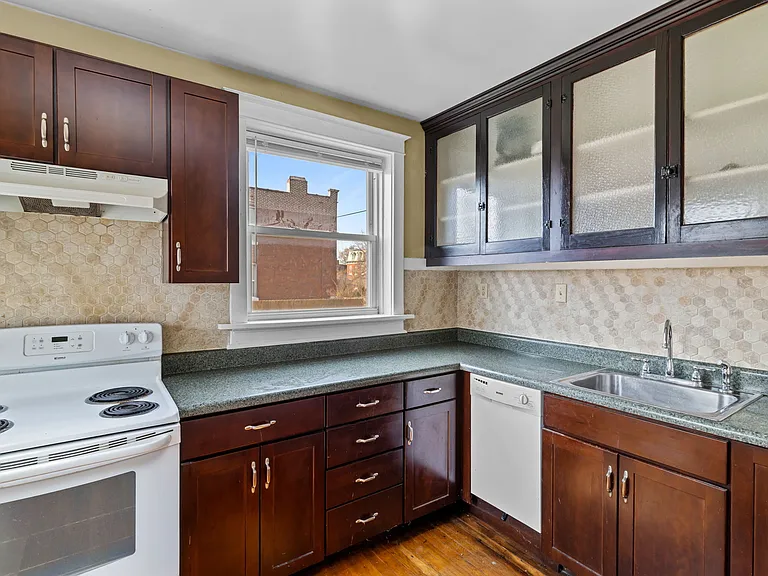 2116 Geyer Ave #1 — Photo 5