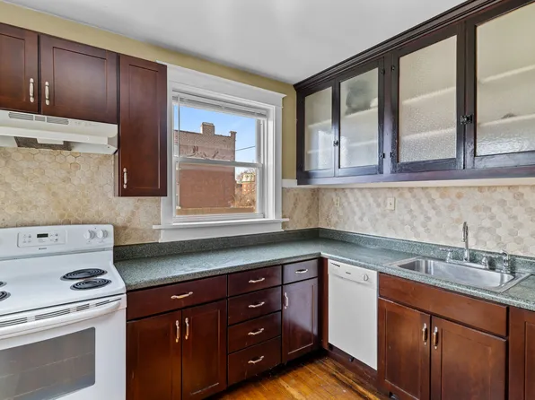 2116-2118 Geyer Ave #1, Saint Louis, MO 63104