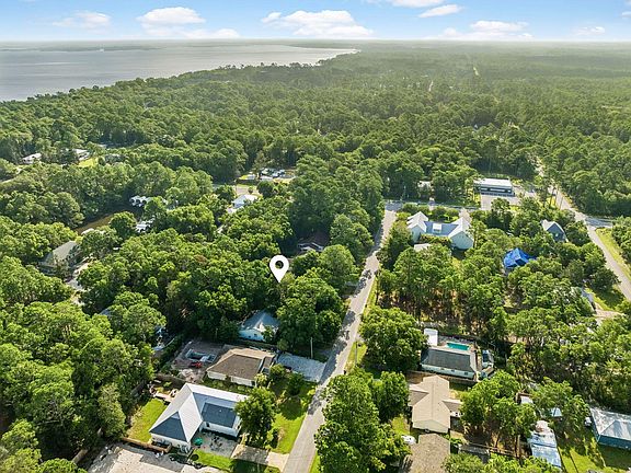 3rd image of 70 Little Canal Dr