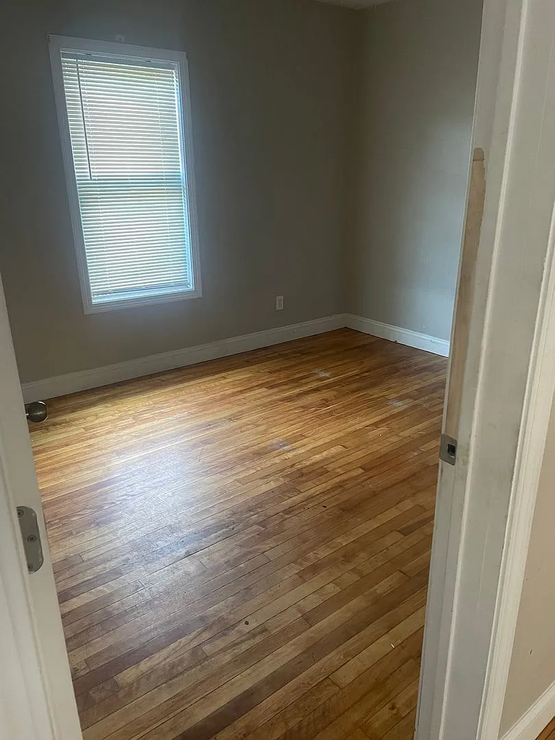 52 Myrtle Ave — Photo 4
