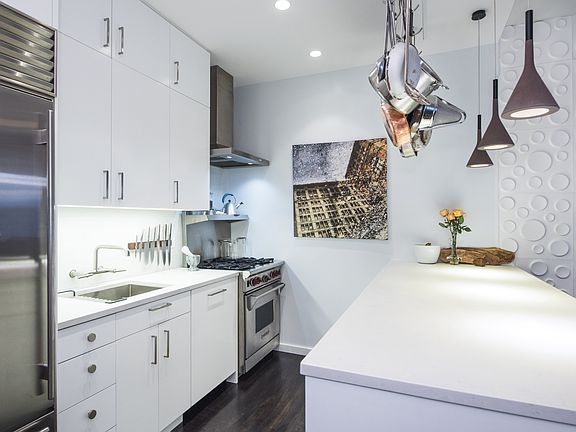 2nd image of 252 W 30th St APT 5A