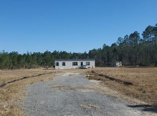 292 Effie Ln, Folkston, GA 31537