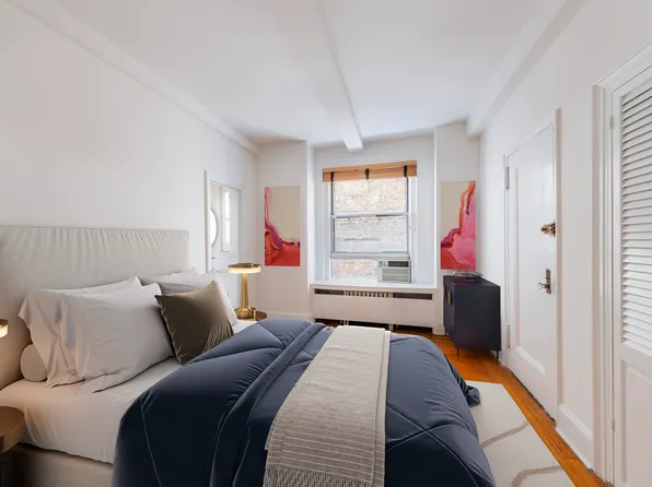 55 Park Avenue image 2 of 5