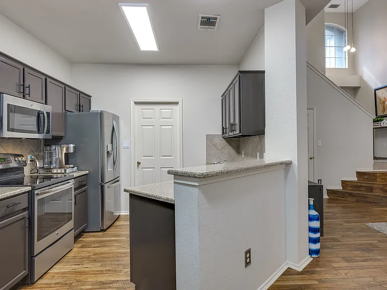 4501 Whispering Valley Dr #3 — Photo 9
