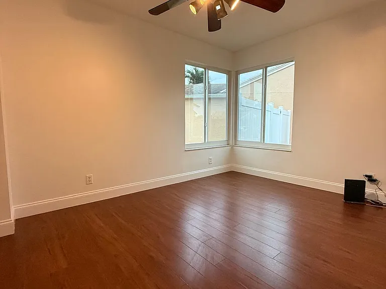 9785 Ridgecreek Rd — Photo 13