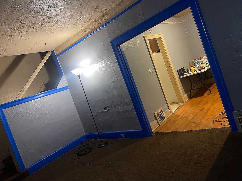 Living room/dining room