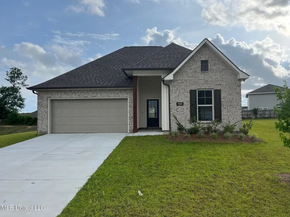 7233 Pencarrow Cir, Ocean Springs, MS 39564