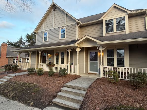 2757 Von Thuringer Ct