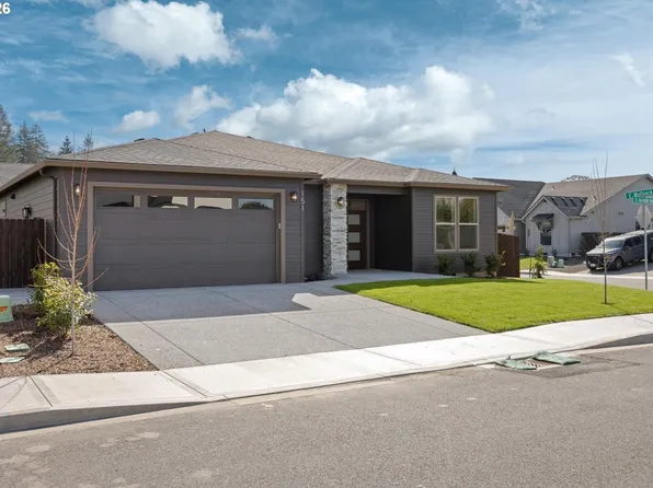 151 E Airedale Ave, La Center, WA 98629