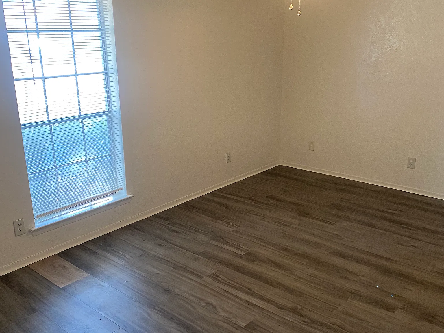 3 bed, 1146 sqft, $1,895 — Photo 4