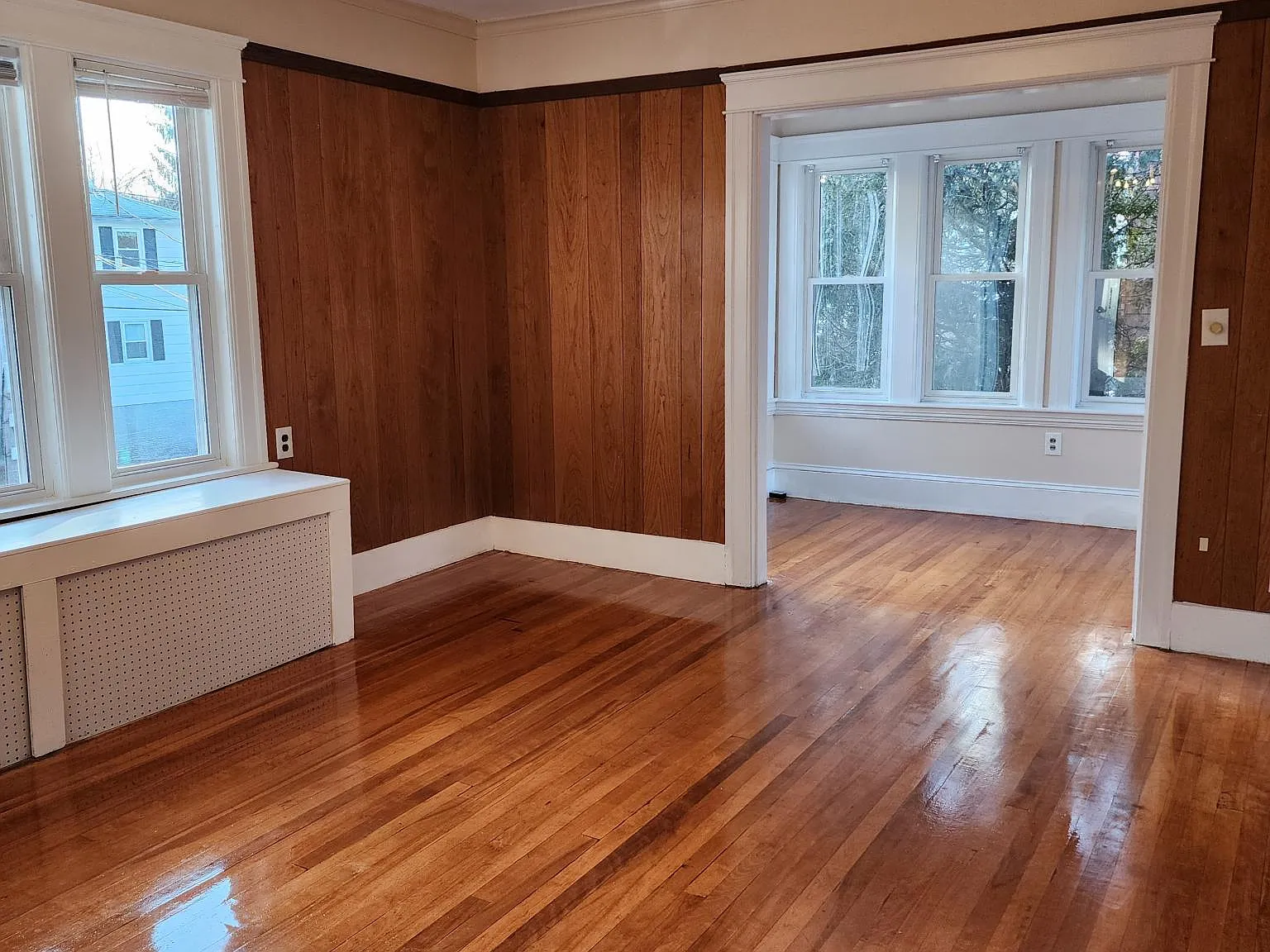 2 bed, 1200 sqft, $2,100 — Photo 2