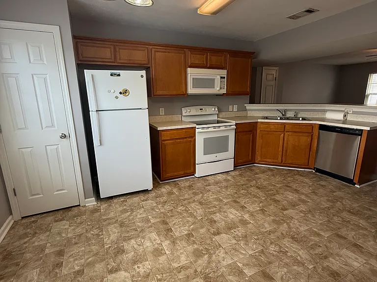 225 Buck Run Dr — Photo 15