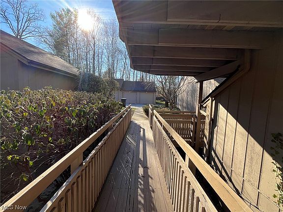 3rd image of 591 Meredith Ln