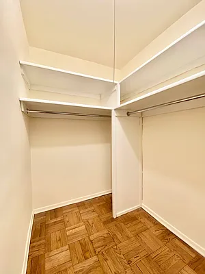 Rented by (Legacy) Elegran | media 11