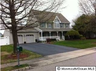 1126 Aster Dr, Toms River, NJ 08753