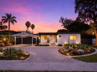 De Carlo Manor, Miami, FL 33143
