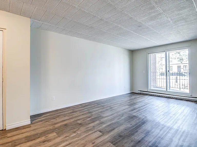 3150 Donnelly St — Photo 8