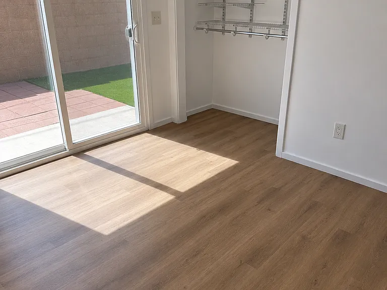 Bedroom view: Closet, Silding door to the back patio