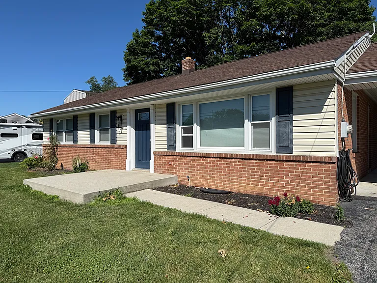 1047 Letort Rd — Photo 24