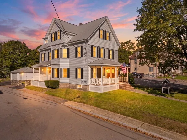 427 Somerset Ave, Taunton, MA 02780