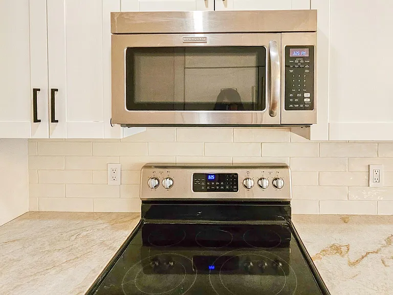 1653 Kentfield Ave — Photo 7