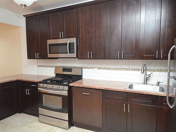 4th image of 257 W 137th St APT 4