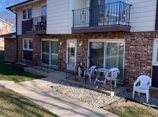 15280 El Cameno Ter #1, Orland Park, IL 60462