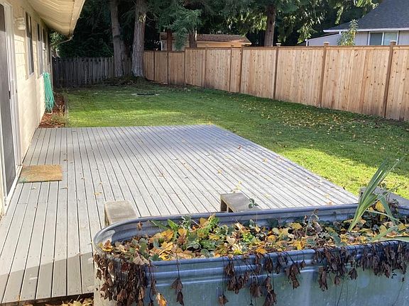 5th image of 17015 NE 105th St