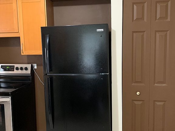 2nd image of 12621 S Eggleston Ave