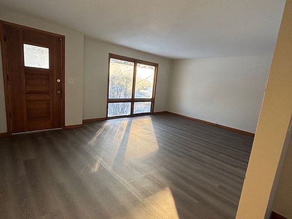 5th image of 6463-65 Wells Dr #6463