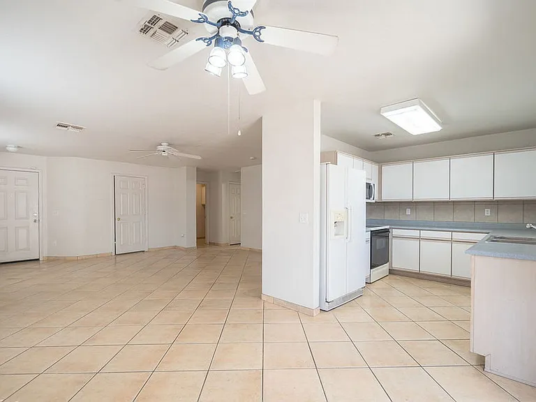 13628 W Fargo Dr — Photo 4