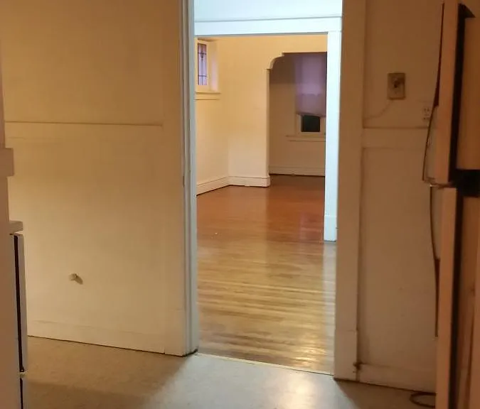 2261 Blendon Pl #1N — Photo 4