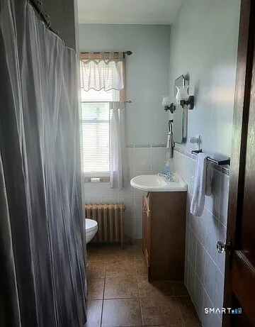 1644 Meriden Ave — Photo 18
